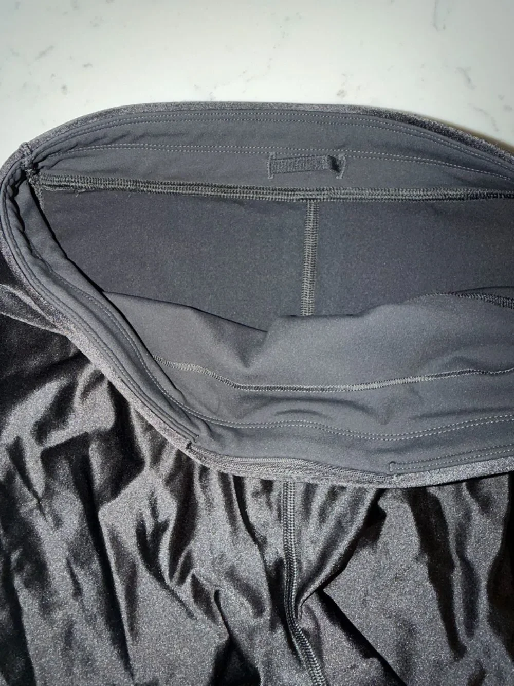 Lululemon high rise satin biker short 6”